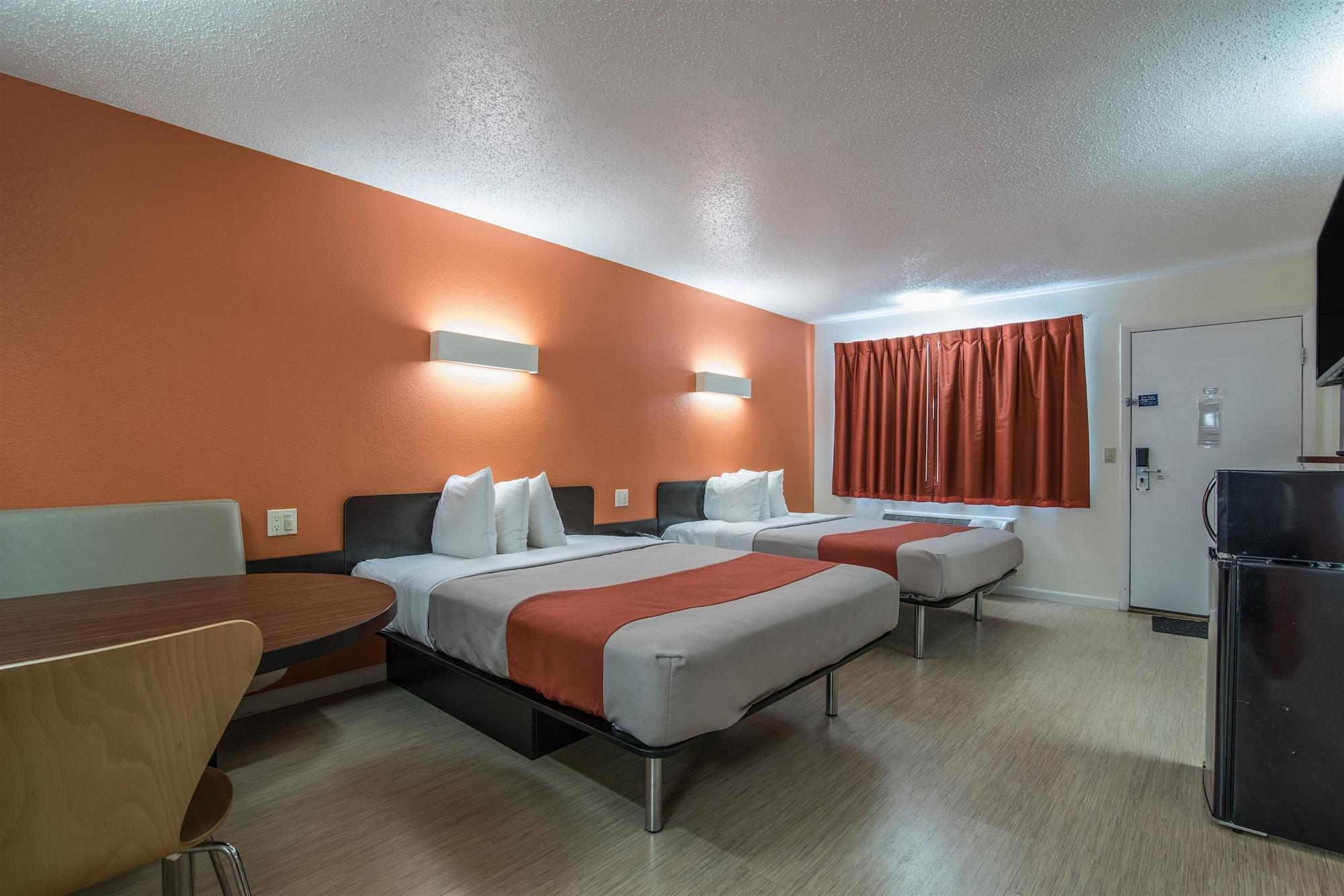 Motel 6 - Albany, Ny - Airport מראה חיצוני תמונה