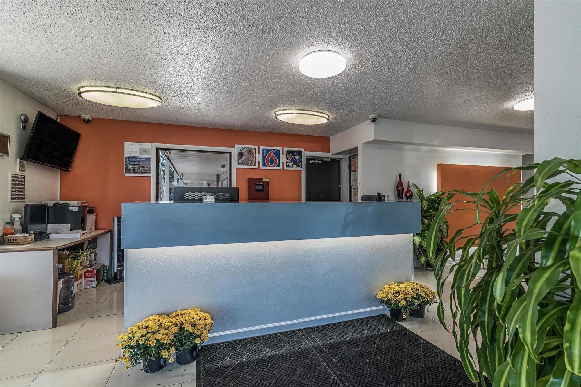 Motel 6 - Albany, Ny - Airport מראה חיצוני תמונה