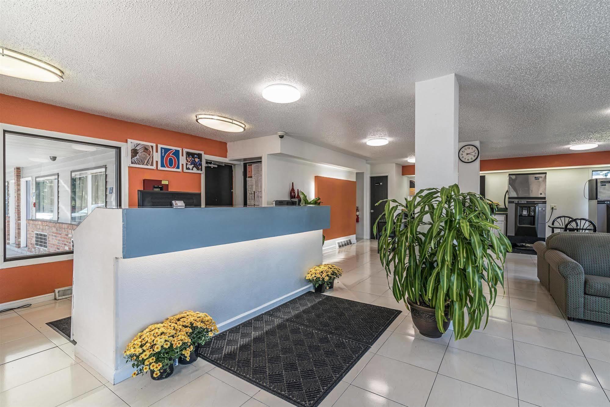 Motel 6 - Albany, Ny - Airport מראה חיצוני תמונה