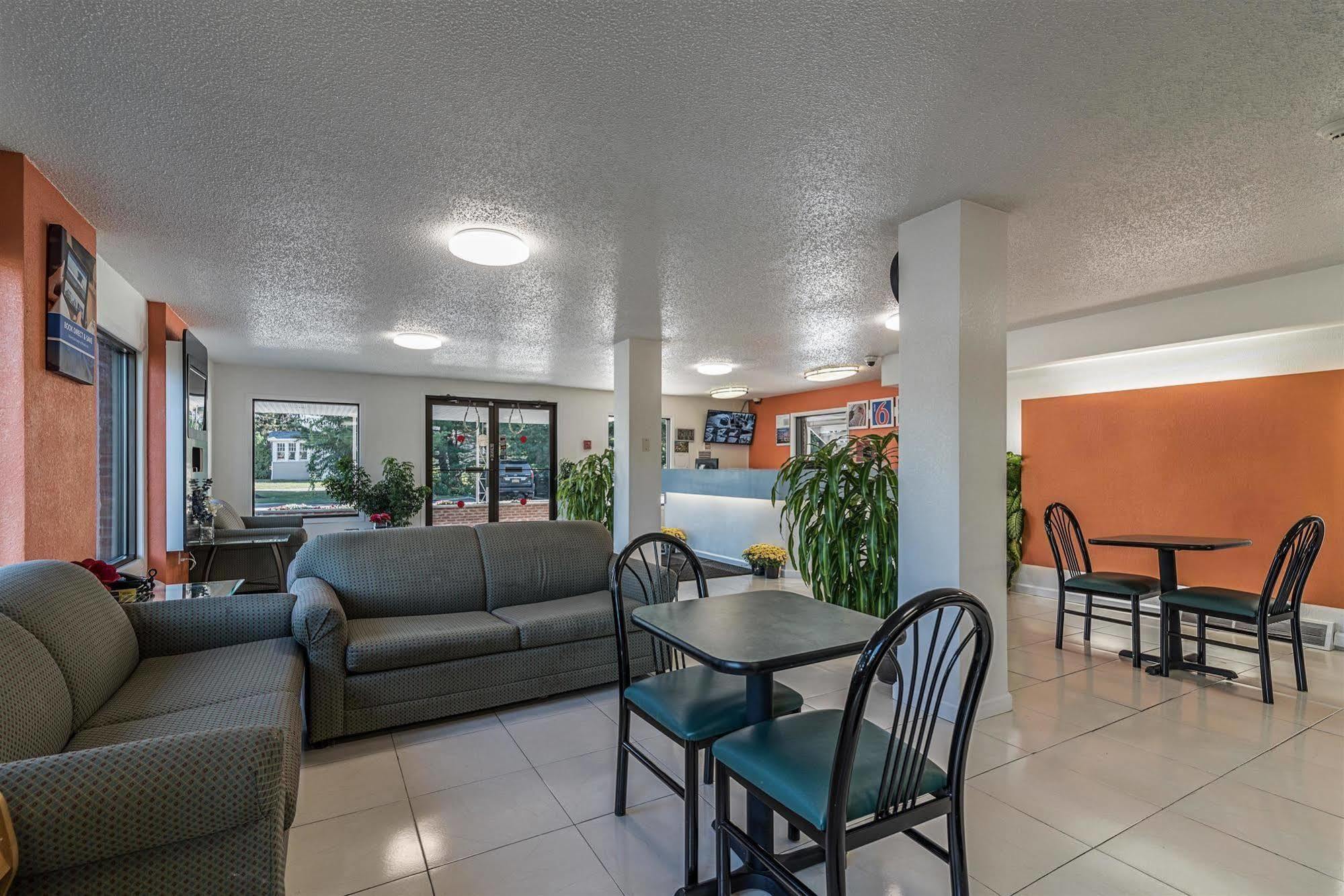 Motel 6 - Albany, Ny - Airport מראה חיצוני תמונה